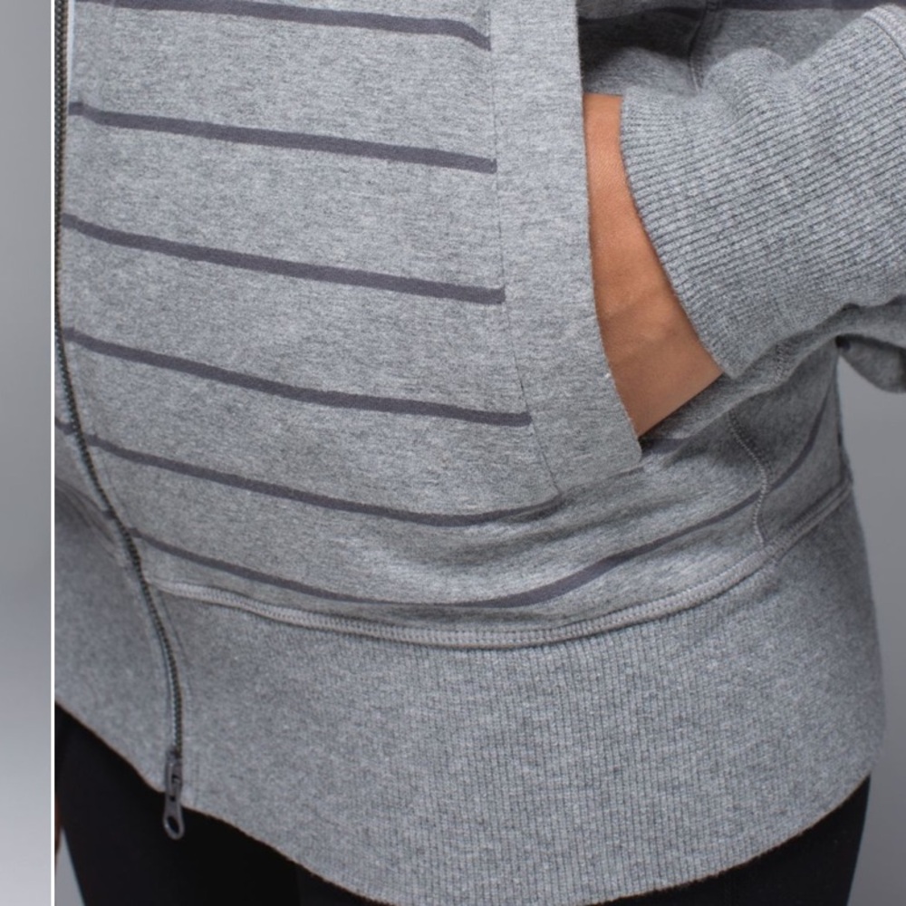 Lululemon 🍋 Gray Striped Hoodie - Picture 4 of 11